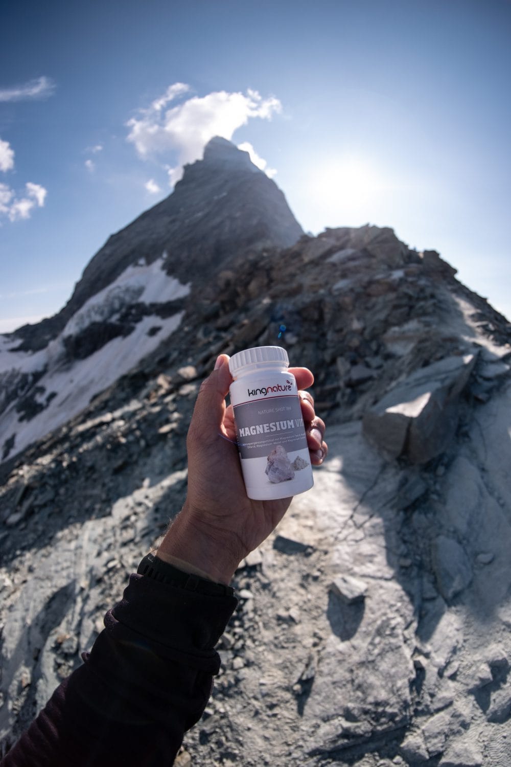 Magnesium ist ein essentieller Mineralstoff, der im Körper an vielen verschiedenen Vorgängen beteiligt ist.