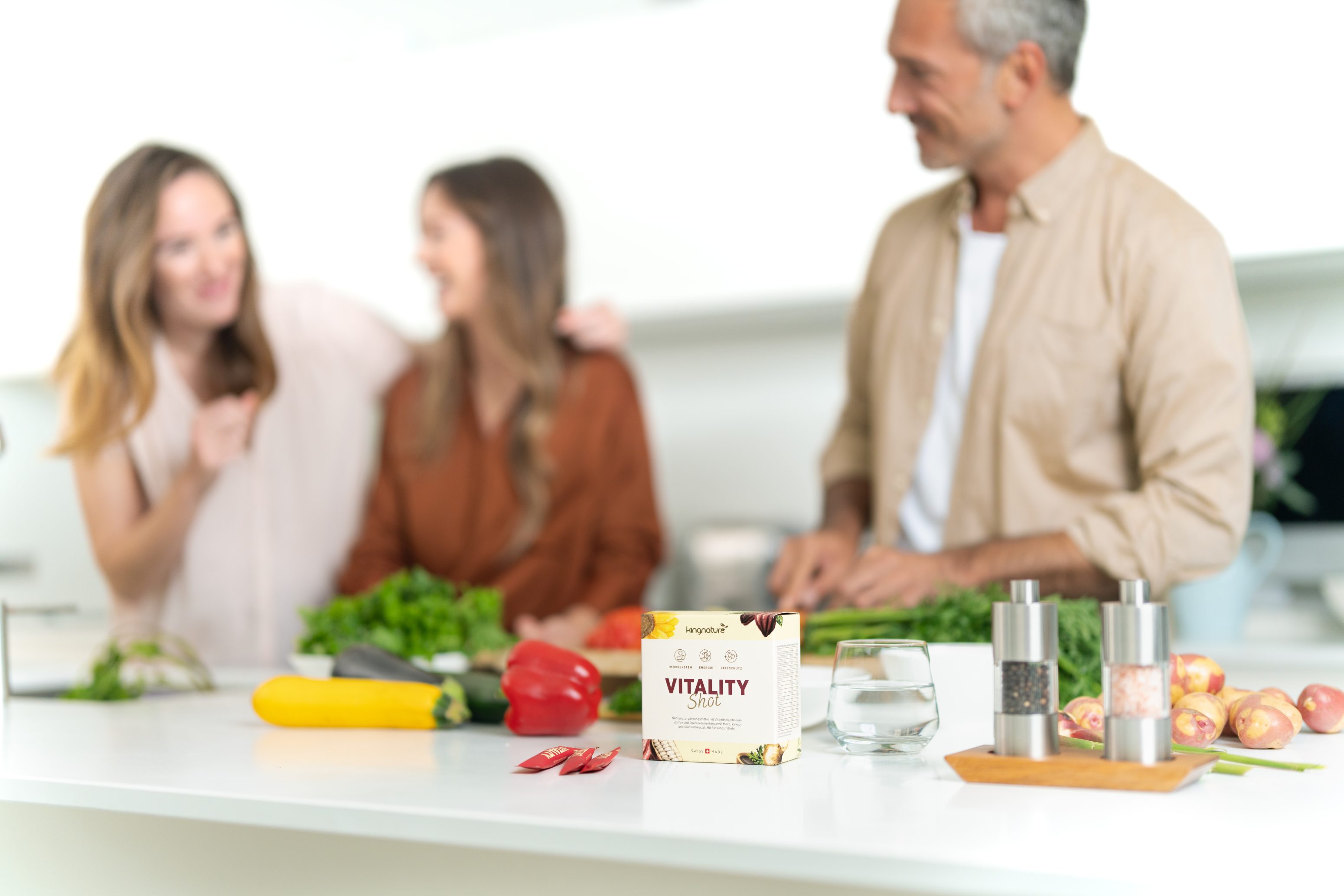 Vitality Shot von kingnature in einer Küche