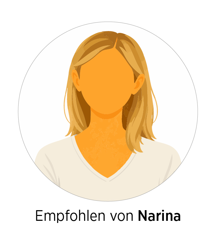 Eine lächelnde Frau in Sportkleidung steht vor einem dunklen Hintergrund und hält eine gelbe Schachtel und eine weiße Flasche Magnesium Vida in der Hand, bereit zur Einnahme für optimales Wohlbefinden.