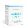 Immuno Daily: Eine weiß-blaue Box mit deutscher Aufschrift, die Milchsäurebakterien, Kolostrum und Vitamin D als Nahrungsergänzungsmittel enthält. Jetzt Immuno Daily für Ihre tägliche Unterstützung kaufen!.