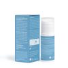 Eine blau-weiße Schachtel und eine Pumpflasche mit Hydrating Skin Lotion stehen nebeneinander. Auf der Schachtel sind Produktdetails in mehreren Sprachen angegeben, während die Flasche mit dem blauen Etikett trockene Haut auf natürliche Weise mit Feuchtigkeit versorgt.